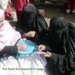 mid_tahira-hand-embriodery-trainer-prdp-imparting-skills-to-the-female-trainees.jpg
